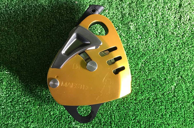 ペツル　マエストロ